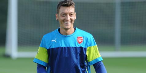 Bolanet's tweet photo. http://t.co/8AfdzrfS9s - Wenger: Rajin Nge-Gym, Ozil Tak Gampang Jatuh Lagi http://t.co/t1JW74015c