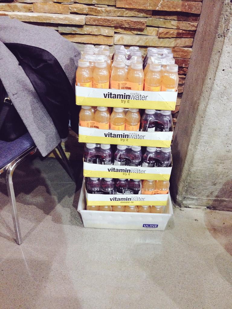 anappalmero's tweet image. Thank you for the #sponsor#love #VitaminWater #BestDayEver #TheHTML500 #VanCity @vitaminwater