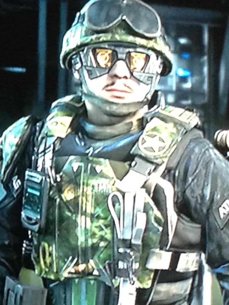 lSkizzyl's tweet photo. Goggles on fleek http://t.co/NVUpEdjsNb