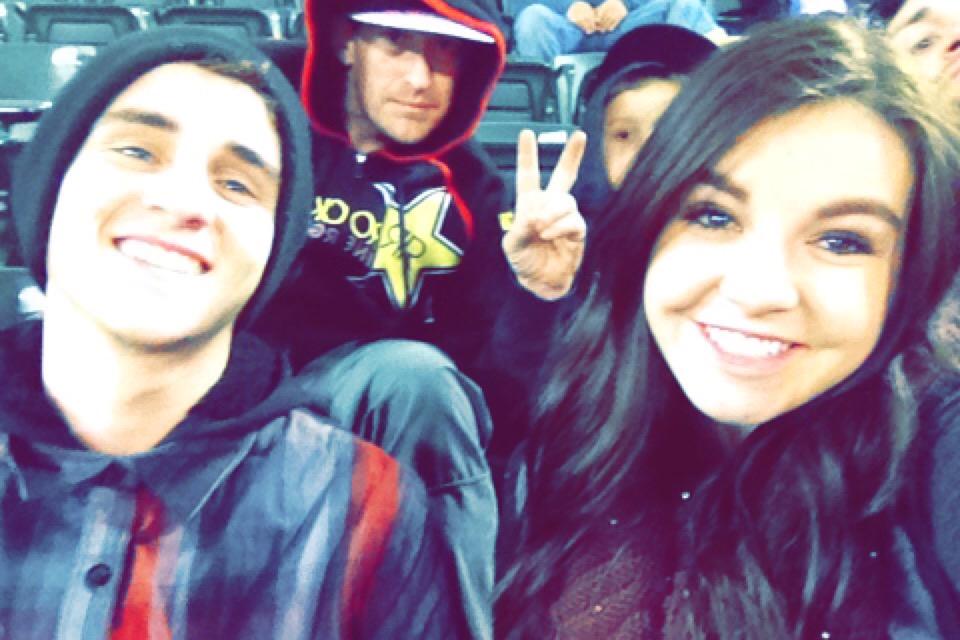 mama__kenz's tweet photo. #SupercrossLIVE #fxonfox http://t.co/3v91wnp7VL