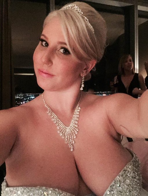 The @CupcakeGirlsOrg did such an awesome job on my hair and make up!! I feel like a princess :3 http://t<a class="tags" target="_blank" title="On Twitter" href="/?out=eyJ0eXAiOiJKV1QiLCJhbGciOiJIUzUxMiJ9.eyJpYXQiOjE3MjIxMDEyMTMsImlzcyI6InR3cG9ybnN0YXJzLmNvbSIsIm5iZiI6MTcyMjEwMTIxMywiZXhwIjoxNzUzNjM3MjEzLCJyZWRpcmVjdF91cmwiOiJodHRwczovL3R3aXR0ZXIuY29tL0N1cGNha2VHaXJsc09yZyJ9.cvNoVwc5-Nk_I5nk_X2iUd8TdRGaTnz5zpmEVZJUqmpuGp0UJw8G-vFsQPddakVrXdVE76HCi4Dyad399yo9SQ">@CupcakeGirlsOrg</a><a href="/tag/beachboobs"class="tags"><span>#beachboobs</span></a>