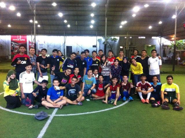 FutsalKKUMB's tweet photo. We Always Stand Together, Kompetisi Sportacular 2015 "new year, new hope, new spirit" http://t.co/08dZ5CgVW7