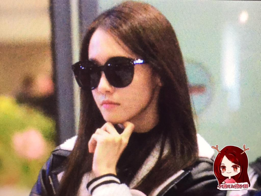 [PIC][25-01-2015]YoonA trở về Hàn Quốc vào sáng nay B8Kl6tDCMAEP9XW