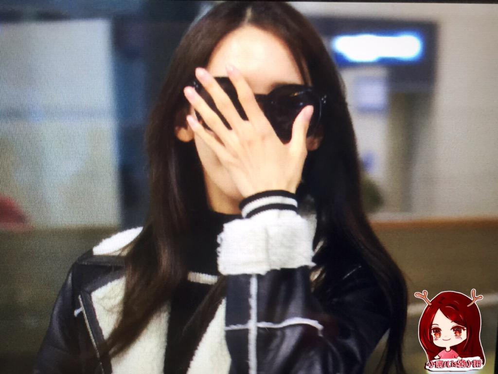 [PIC][25-01-2015]YoonA trở về Hàn Quốc vào sáng nay B8Kl6xMCEAEskGW