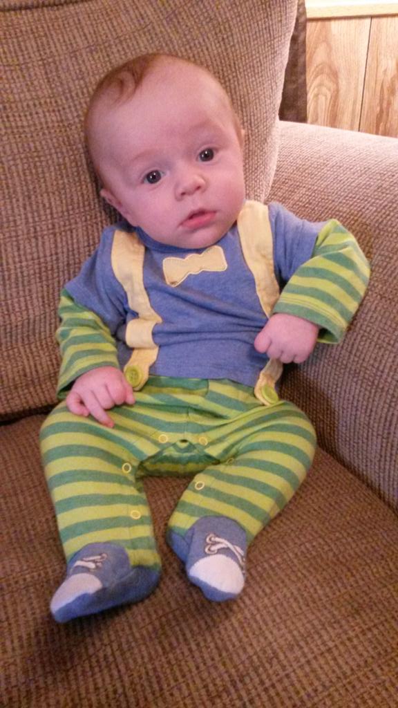 GammonNatalie's tweet photo. Jasper James first twitter appearance. You are all welcome. #mommysboy #jasperjames http://t.co/5hMuximhf6