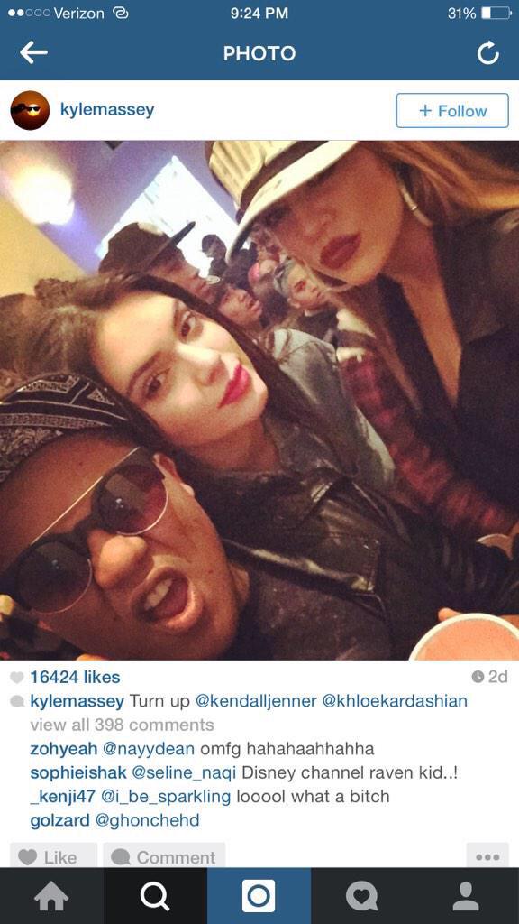 Its_North_West's tweet photo. When you realize you're irrelevant asf http://t.co/fZQhVQLyHg