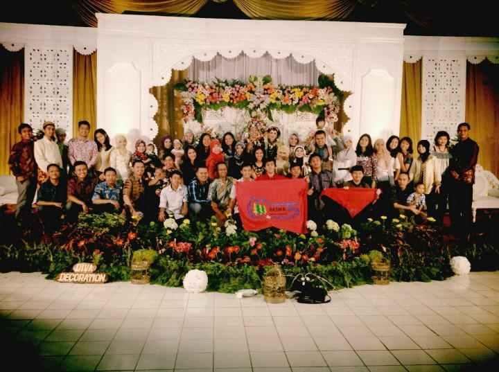 pasma5's tweet photo. Happy Wedding Yoyok - Irda 💑 [24Nov2015] http://t.co/D7DmMj9JWH