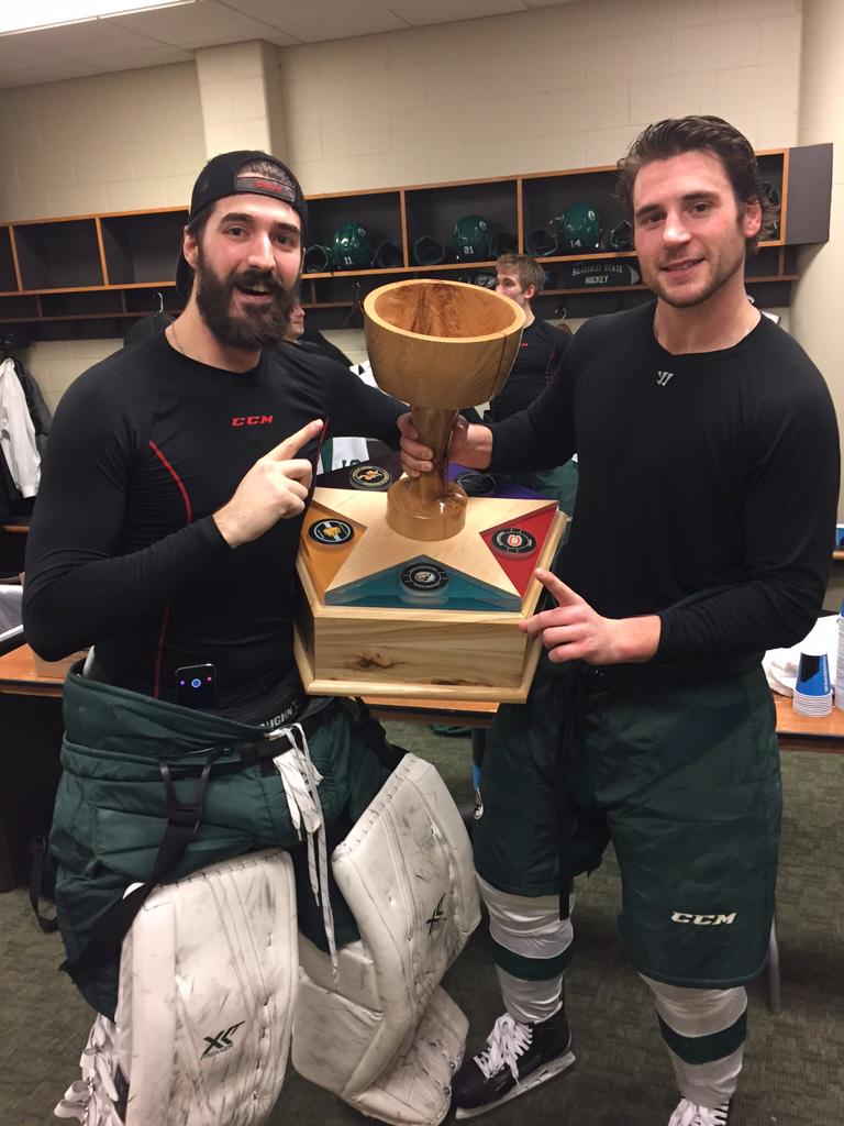 jhansen_1091's tweet photo. @Buccigross bringing home the North Star cup back to Bemidji! http://t.co/V5KOoUcj4S