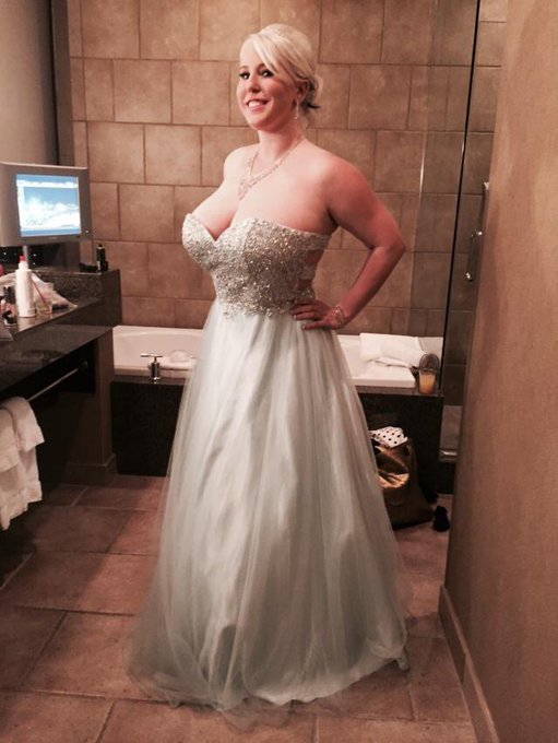 I'm a princess!! #SluttyCinderella http://t.co/6txQ4V2DcW<a href="/tag/sluttycinderella"class="tags">#SluttyCinderella</a>