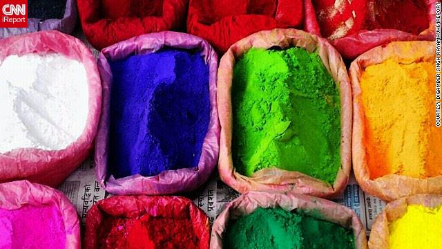 CityHype_Bali's tweet photo. Panitia #BaliRunColorFest menyediakan 2 ton save color powder. pasti seru #BaliRunColorFest tahun ini http://t.co/k00RhYid03