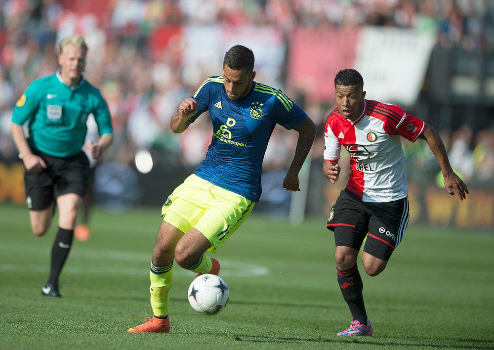 ‘#Ajax schakelt vanmiddag Feyenoord uit in titelstrijd.’ Eens met deze stelling? Waarom wel/niet? #ajafey #Klassieker