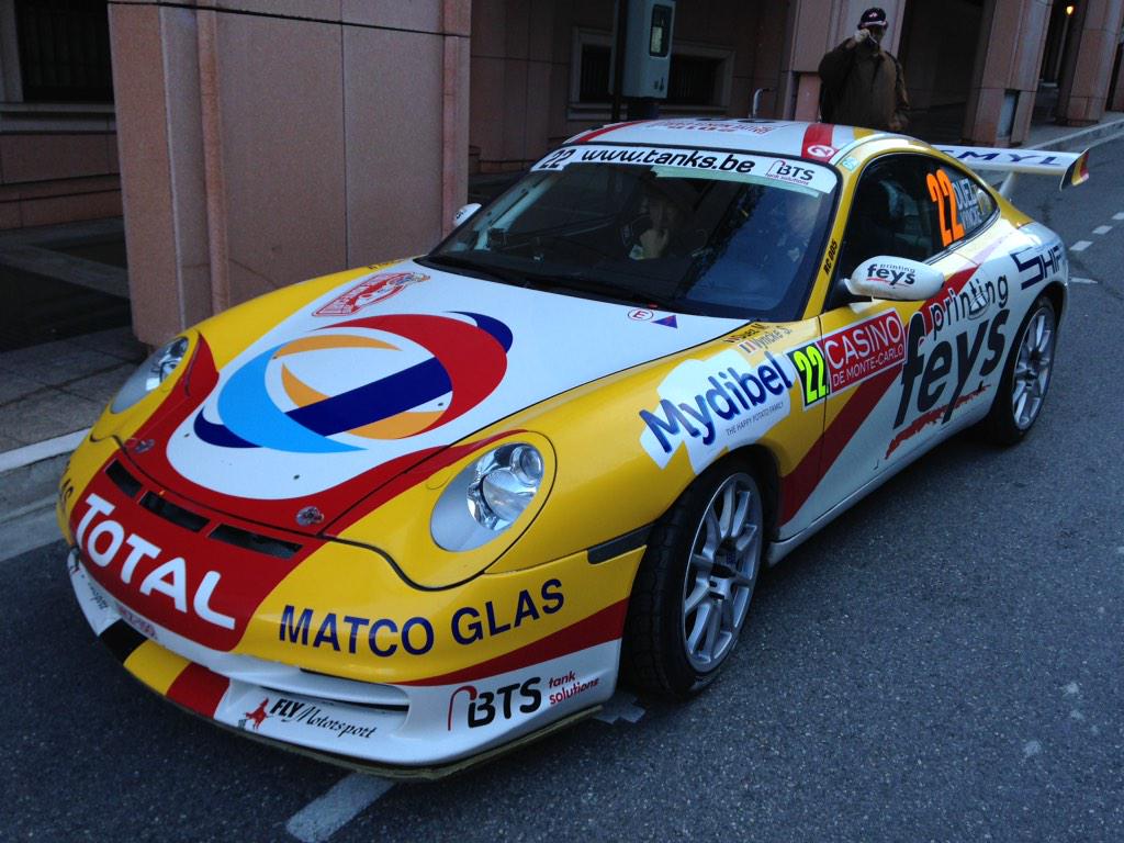 Such a nice sight a @Porsche at @rallyemontecarl #RallyeMonteCarlo #RallyeMC #RallyMC