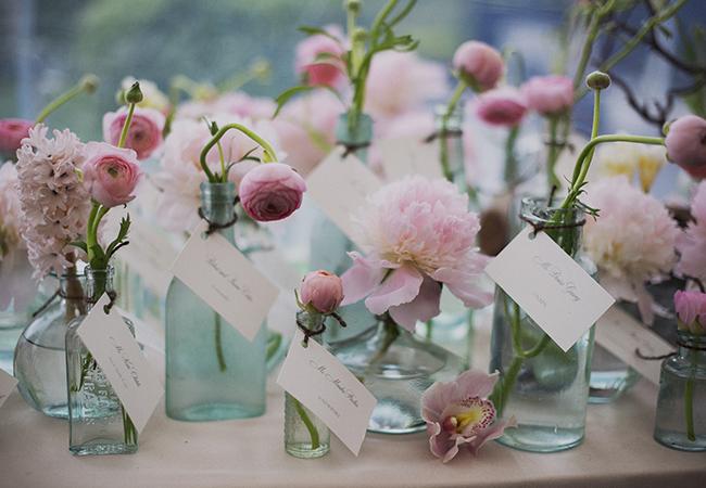theknot's tweet photo. 15 new escort card ideas that you haven't seen all over Pinterest http://t.co/E5LIwwuScb http://t.co/4Tt61JYXdO