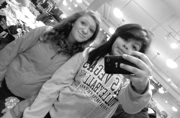 Girls hate on us cause their man want us💕 it's not our fault we ain't hoes😘 quit hating bitch👌👏 http://t<a href="/tag/newprofilepic"class="tags"><span>#newprofilepic</span></a>