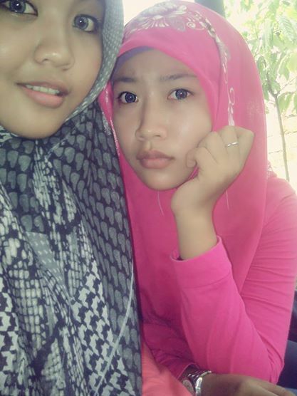 BelerCha's tweet photo. alone http://t.co/D9hY12E2AJ