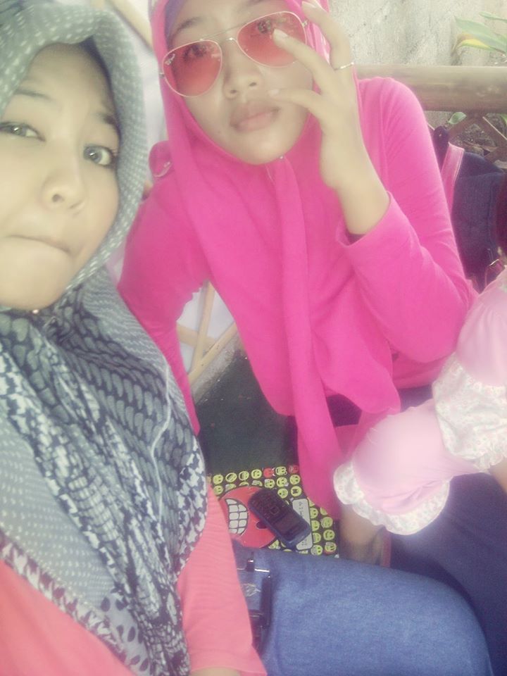 BelerCha's tweet photo. alone http://t.co/D9hY12E2AJ