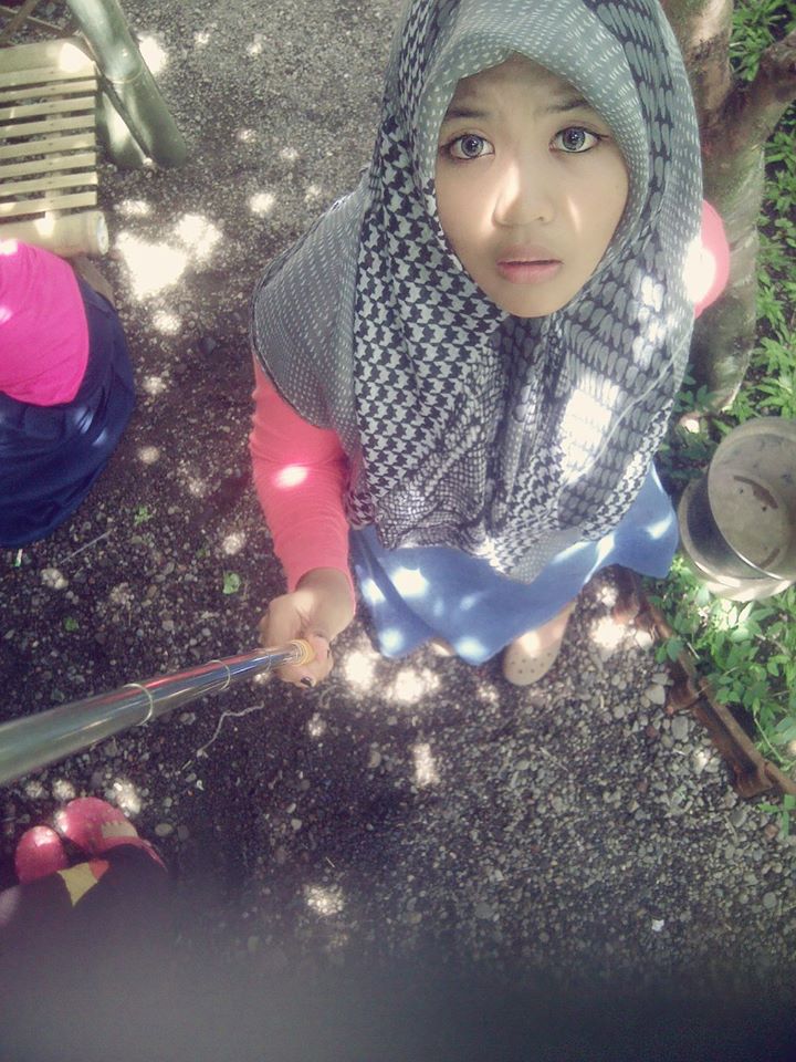 BelerCha's tweet photo. alone http://t.co/D9hY12E2AJ