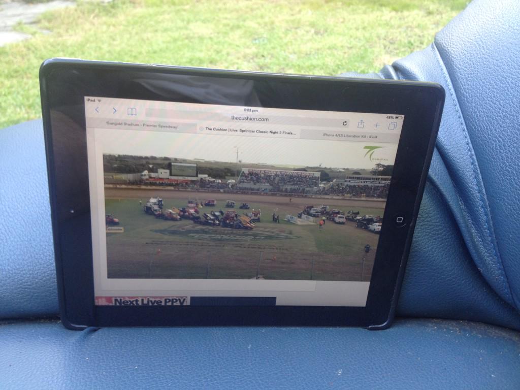 eatclay's tweet photo. Out the backyard, on a couch, watching The Classic on @t2media @SungoldStadium http://t.co/QERrrevIlU