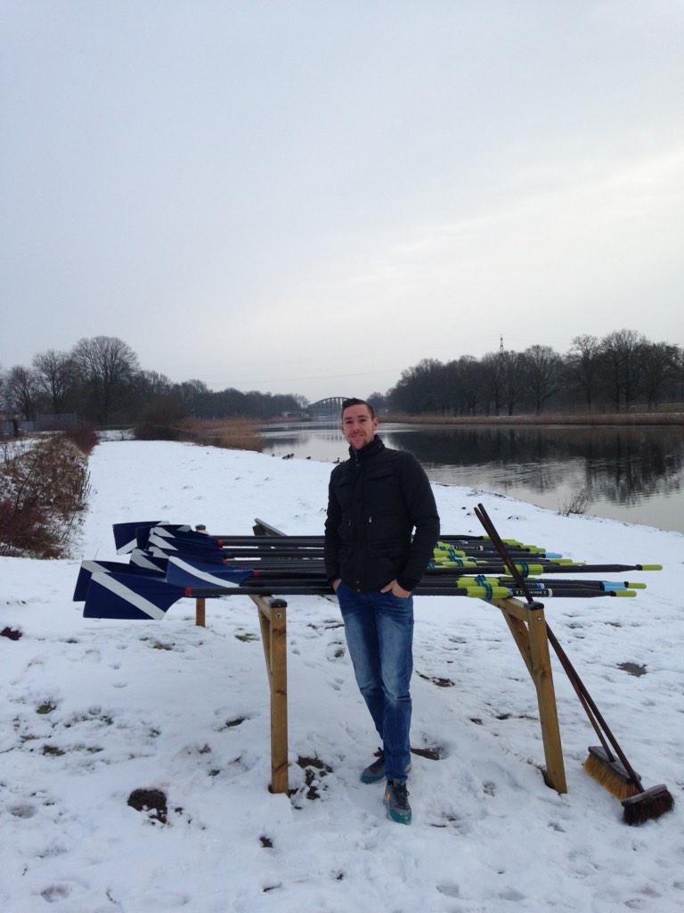 Training geven aan de jeugd van <a href="/RZVDeAmstel/">R&ZV De Amstel</a> in Almelo bij roeivereniging Amycus