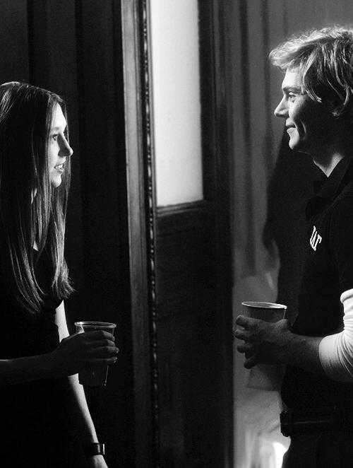 EmptyScul's tweet image. -;