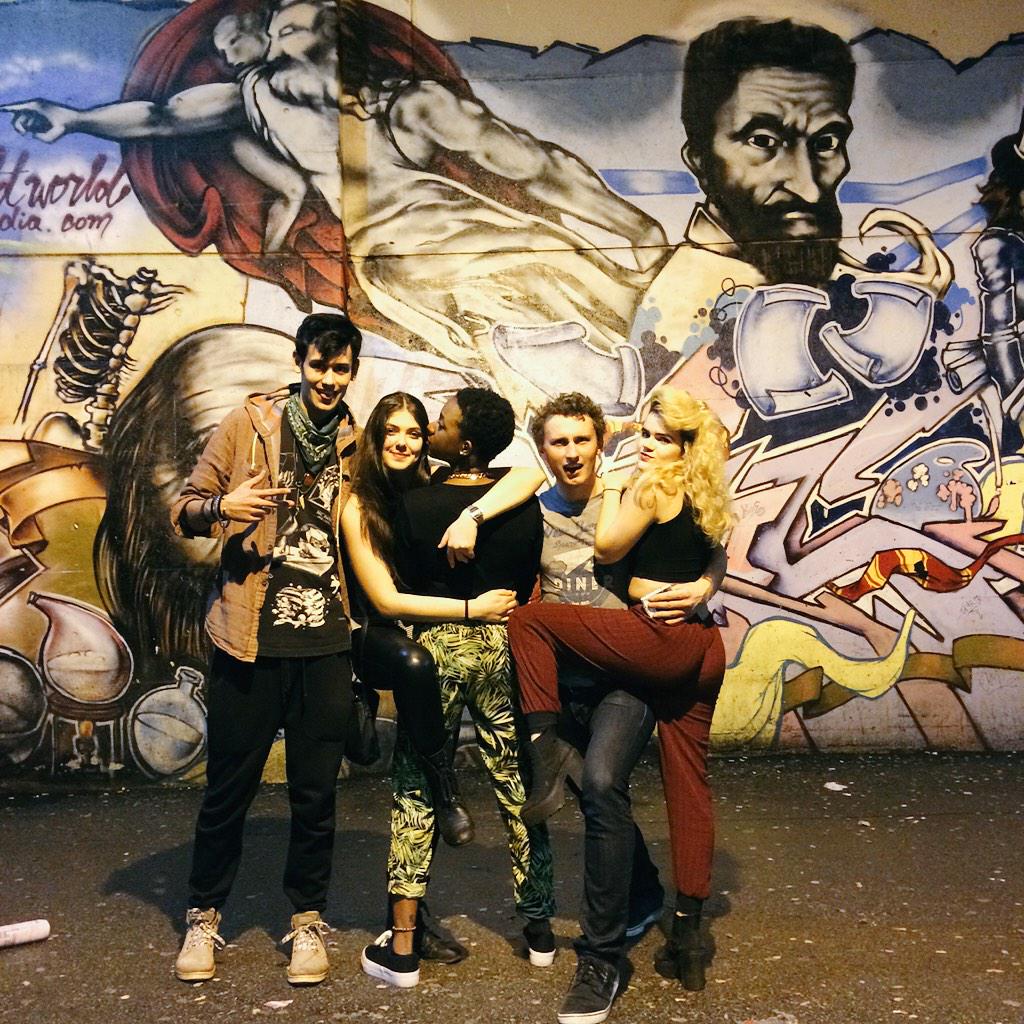 imdripsy's tweet photo. Logistics tonight @REDROOMVANCITY http://t.co/9hWCS7baZE