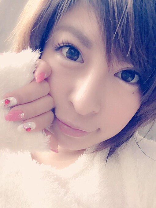 ネイル変えたの꒰๑&nbsp;᷄&omega;&nbsp;᷅꒱ http://t.co/FHfWwAVobP