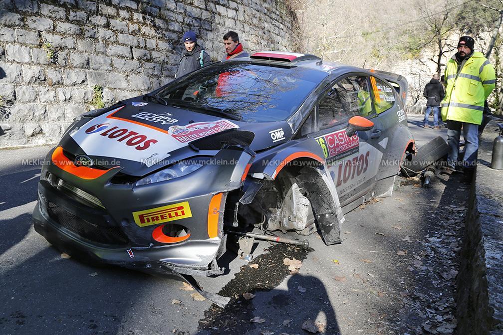 Zdjęcie rozbitego samochodu Kubicy z Monte Carlo 2015