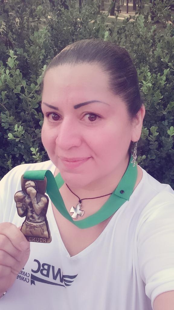 alexacalatayud's tweet photo. Mis primeros 6k #CarreraDeCampeones #HateRun 42 min MeQuieroVolverChango http://t.co/lwiyzMhtVU