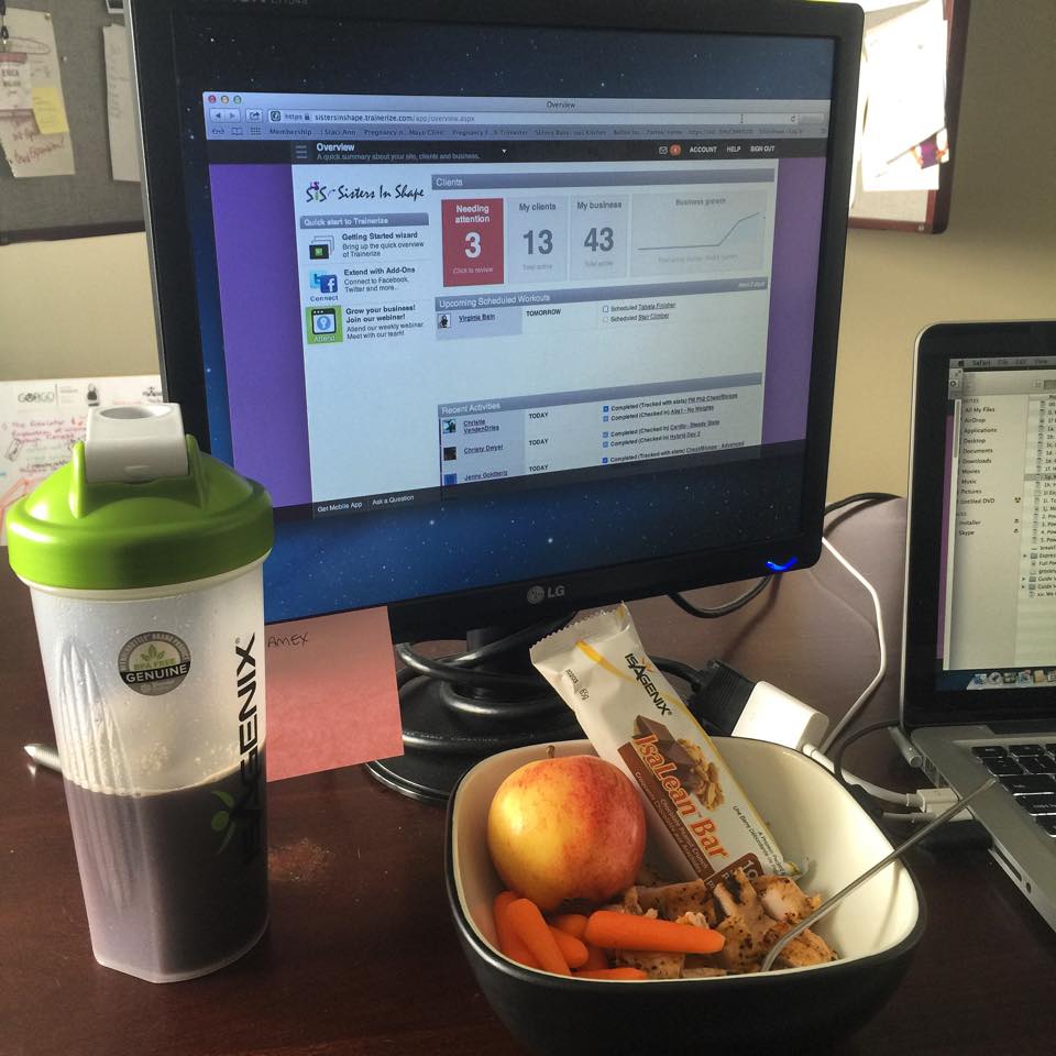 SisInShape's tweet photo. Consistency over perfection in action. #noexcuses #randomcombinations #justdoit #SistersInShape http://t.co/dcau1XJgeN