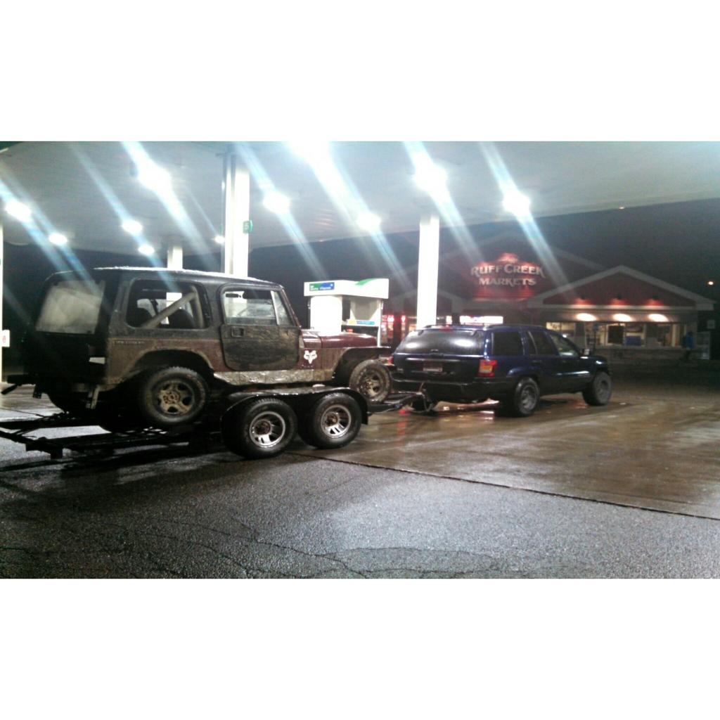 SoccerScrub22's tweet image. Soooooo mom is out of town and I may have bought a Jeep Wrangler... She is literally going to kill me I think #Numba6