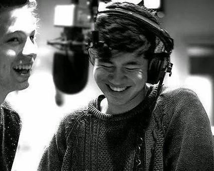 mundotkmcom's tweet image. CUMPLEAÑERO!! Existen 8 MOTIVOS por los que Calum Hood es PERFECTO!!!! ¿Cuáles son? Mirá: ow.ly/HThzZ