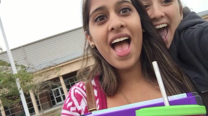 Happy Birthday to the craziest girl I know! I love you so much and I hope you have an amazing day💘😊 http://t