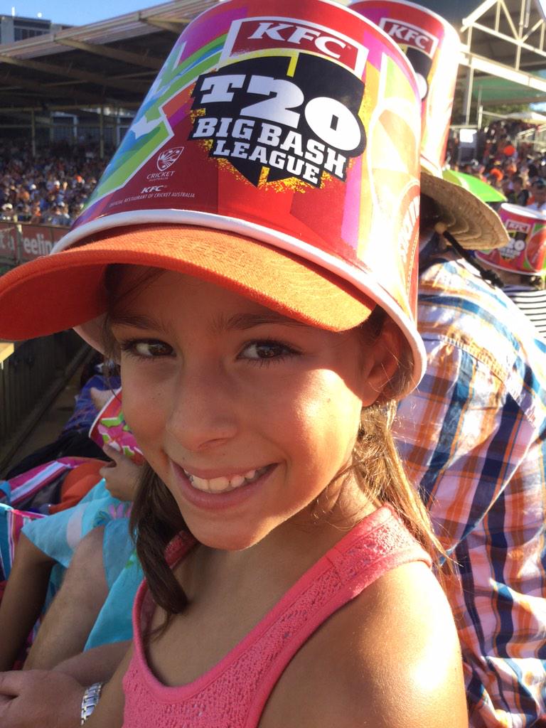 Jodestars's tweet photo. #scorchers #OrangeNation @PerthScorchers #TheFurnace http://t.co/MidJQdJB4b