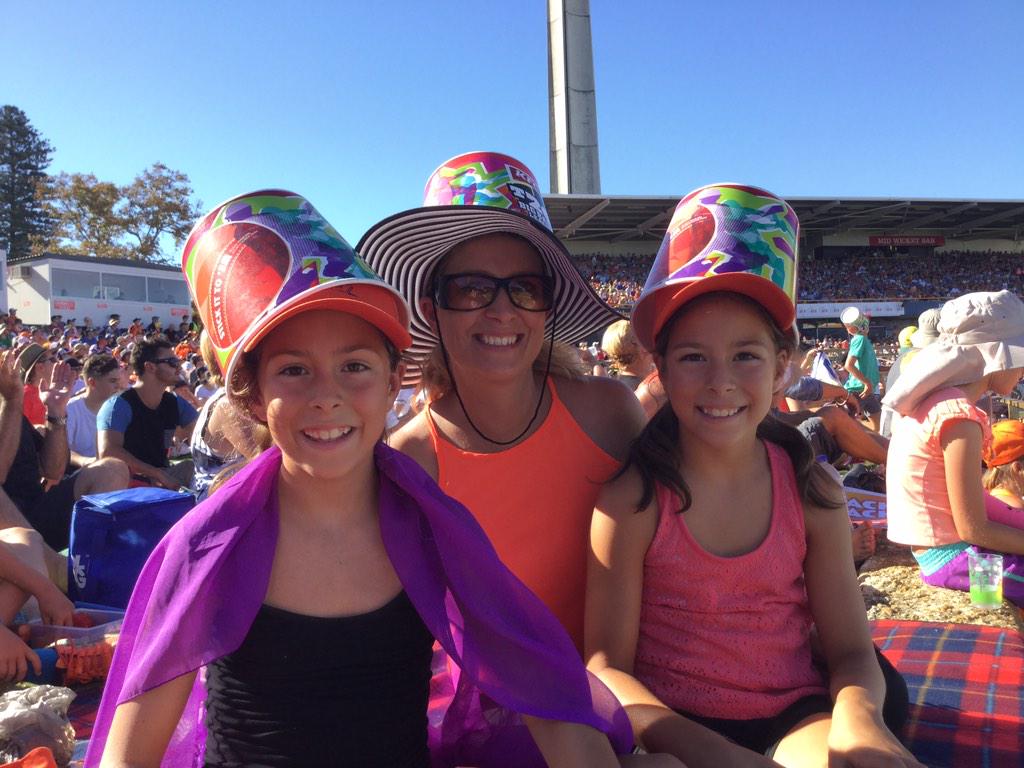 Jodestars's tweet photo. #scorchers #OrangeNation @PerthScorchers #TheFurnace http://t.co/MidJQdJB4b