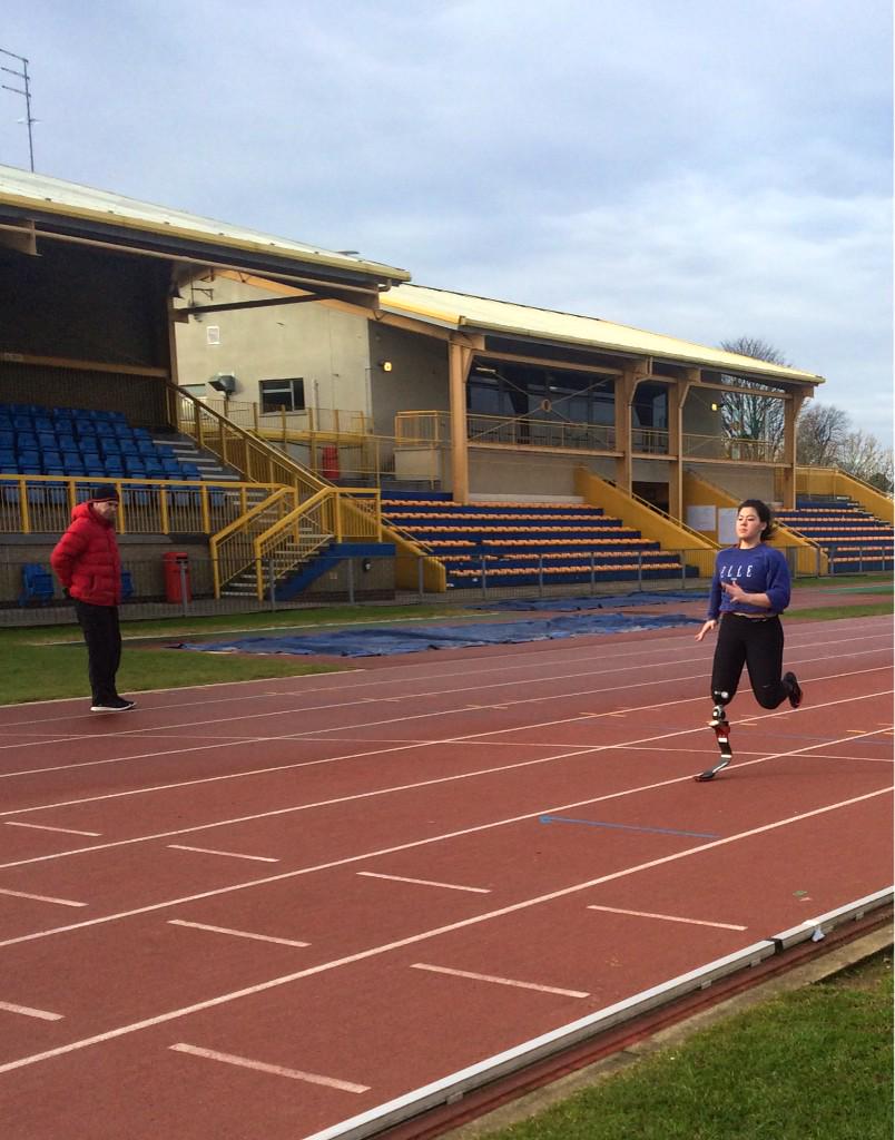 B00matthews's tweet photo. Watching the latest member of #Team17 @JulieeRogerss on the training track. #onetowatch2015 http://t.co/KZanO9xxvF