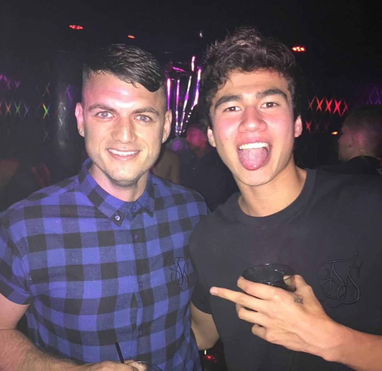 HAPPY 19th BIRTHDAY CALUM HOOD, you beautiful man you. Here\s how he celebrated    