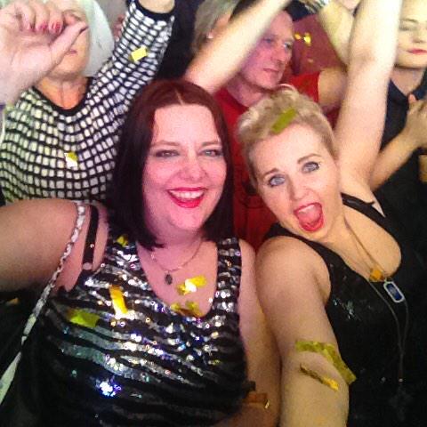 Michelle_1983's tweet photo. @adamlambert @QueenWillRock we had the most AMAZING night at Nottingham arena! Thank you! http://t.co/5prZ4KYCkH