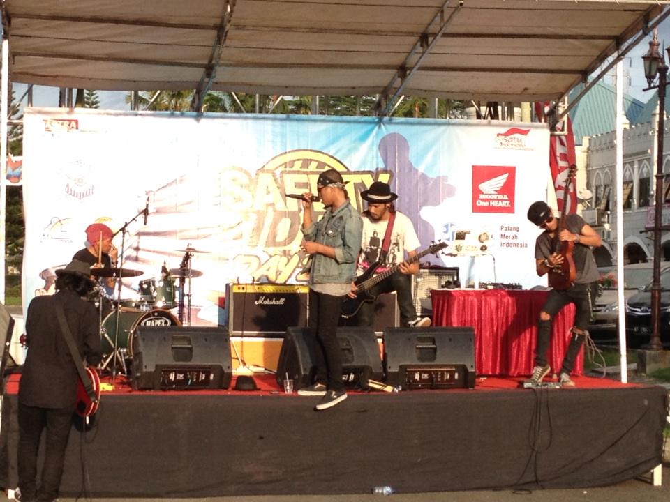 Honda safety riding 2015