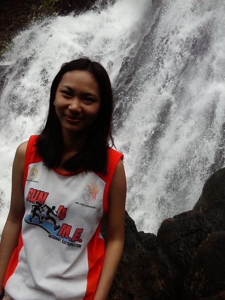 charry023's tweet photo. #ItsMoreFunInThePhilippines
@MimbalotFalls, Iligan City
#FallsHunting with Czia and her dad's fam and my BFF Sandra http://t.co/kt95CmaQFT