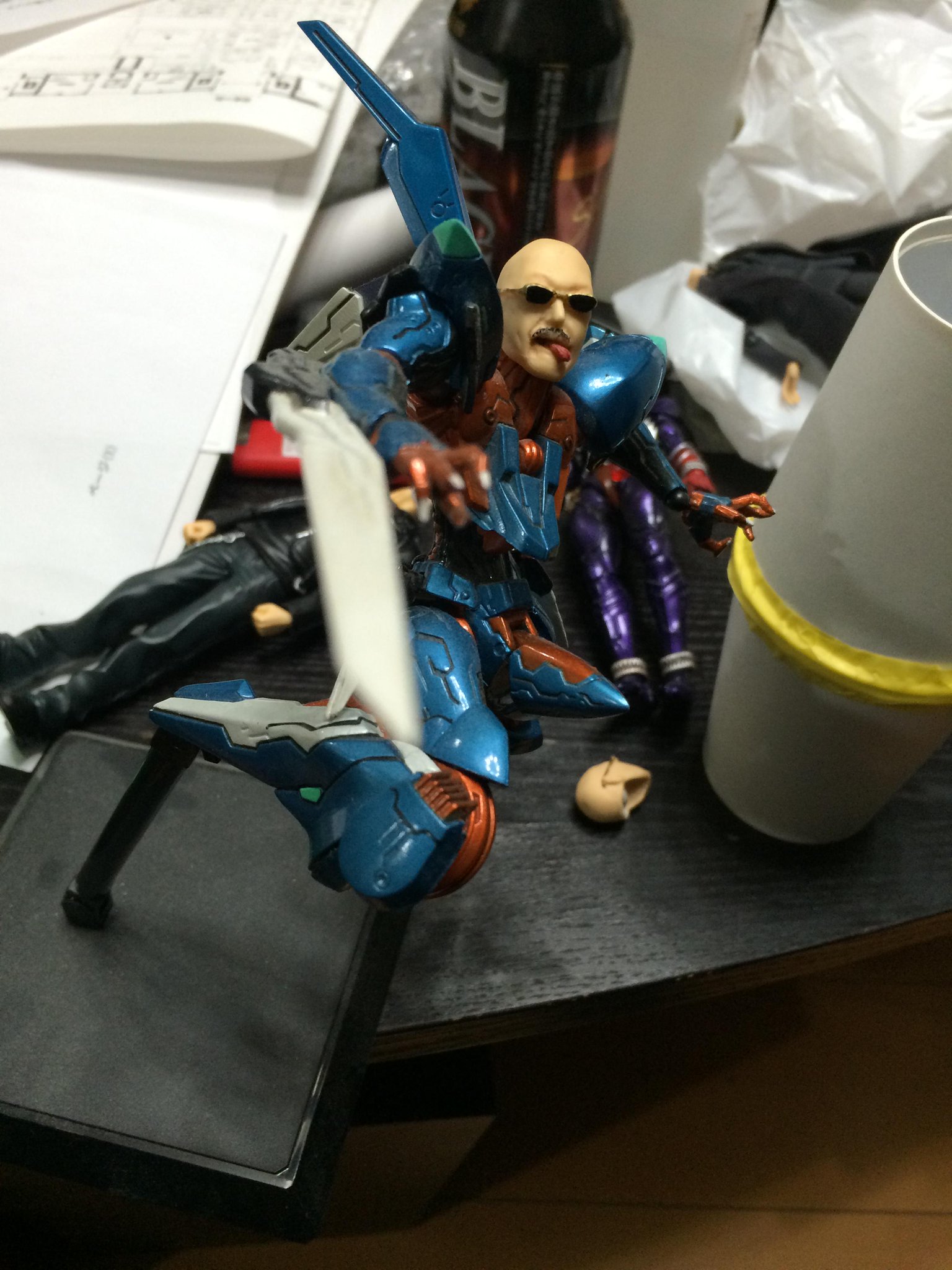 マフィア梶田 A Twitteren そうそう ちなみにこのフィギュアは頭を付け替えられ やめろォ Http T Co J9uddy84ql マフィア梶田 A Twitteren そうそう ちなみにこのフィギュアは頭を付け替えられ やめろォ Http T Co J9uddy84ql