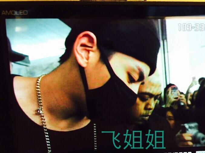 MerryKris1106's tweet photo. We're doing great ^^(SG side) pic cr merrykris http://t.co/dmXcu18cFo
