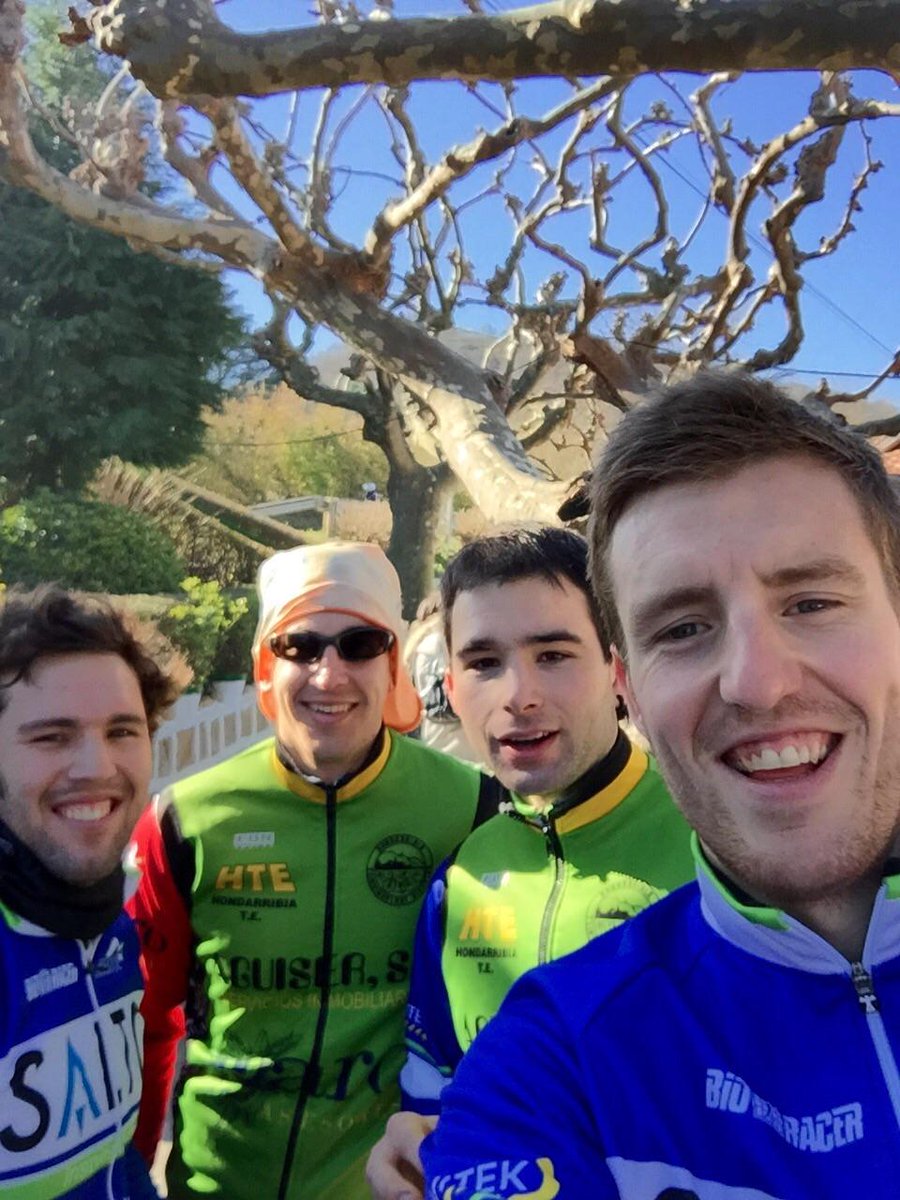 Egun polita txirrindaz disfrutatzeko, nahiz eta hotza egin!!!
Buen dia para disfrutar en la bici, pese al frió!!