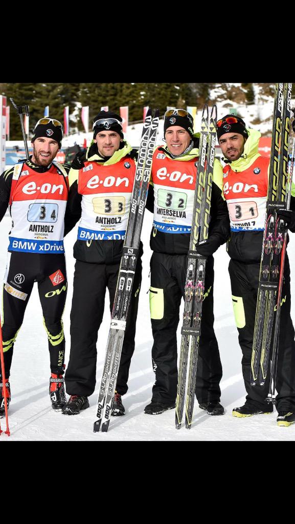 TeamFourcade's tweet photo. http://t.co/MYN63pARKn