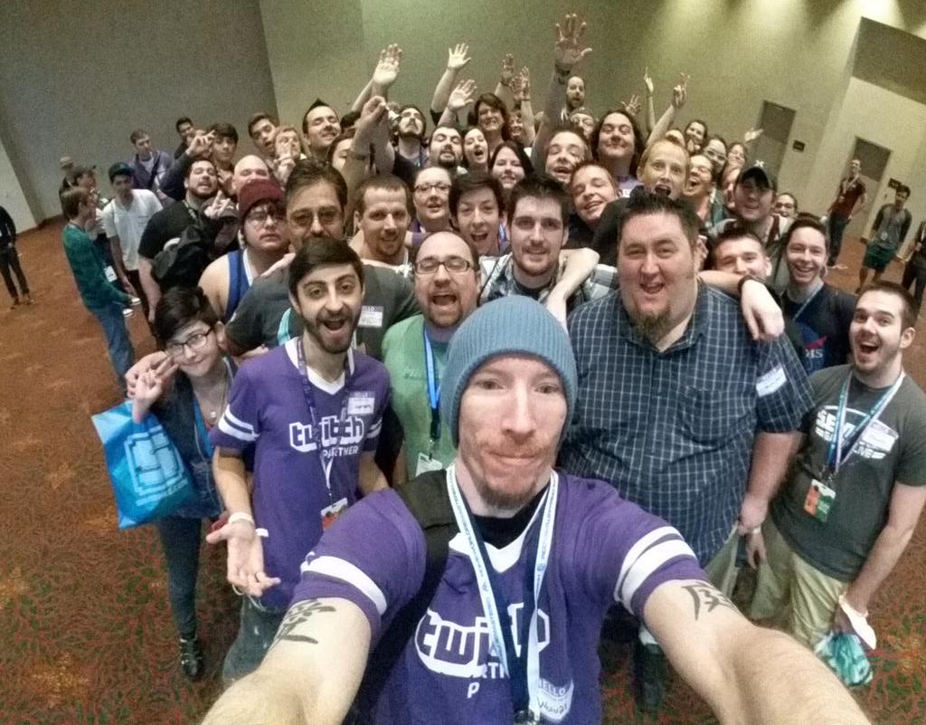 21wolv's tweet image. #BuildGuild meet up wide #selfie #PAXSouth