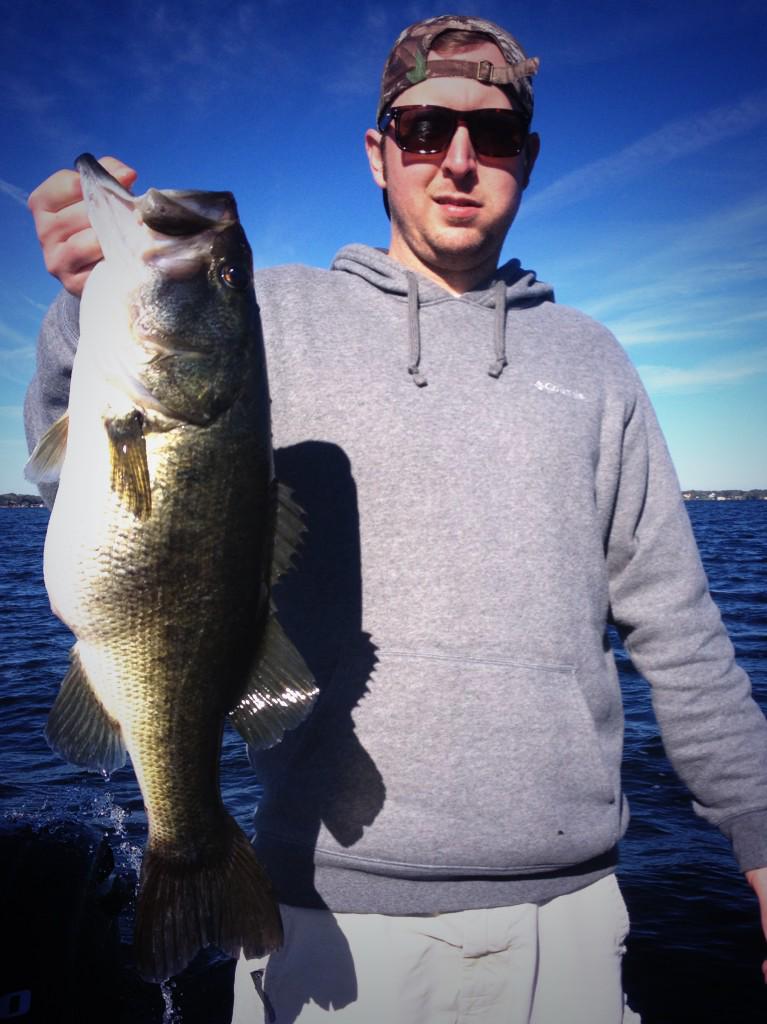 fishorlando's tweet photo. A couple Cinci Boys get a little #floridabassfishing in today... Both PBs, 6lb8oz & 7lb12oz! #ButlerChain http://t.co/PerJEB0GdI