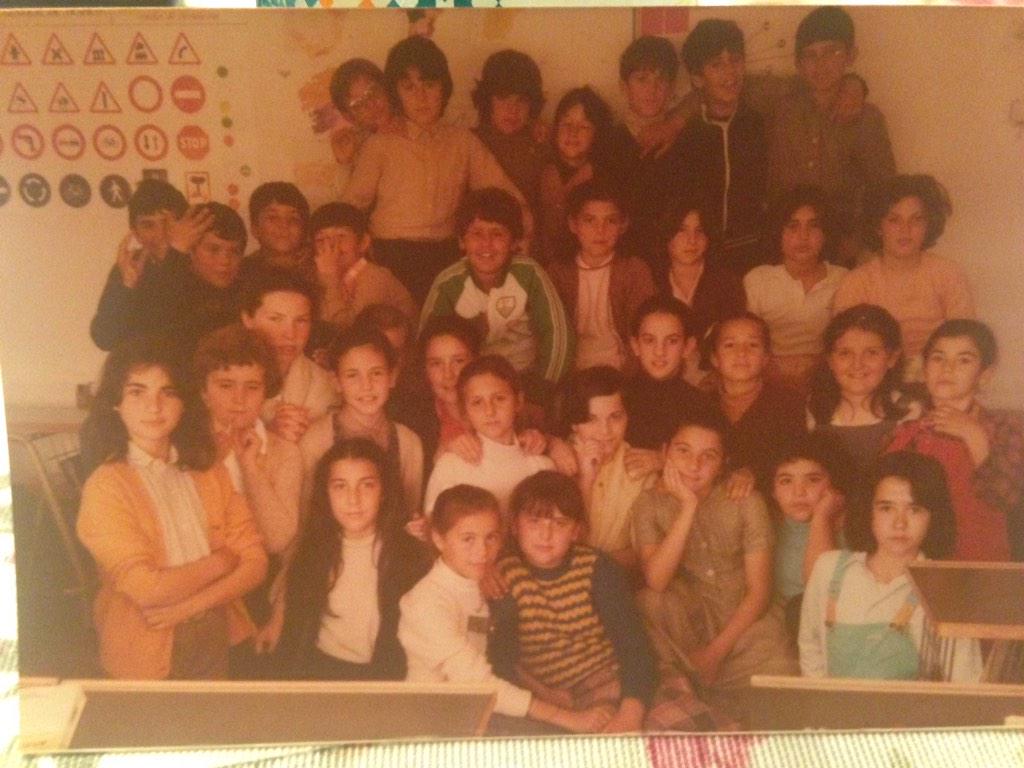 seluml's tweet photo. @VillaverdeManda que caritas!!! Os conocéis ???? http://t.co/K8MGM3wxSe