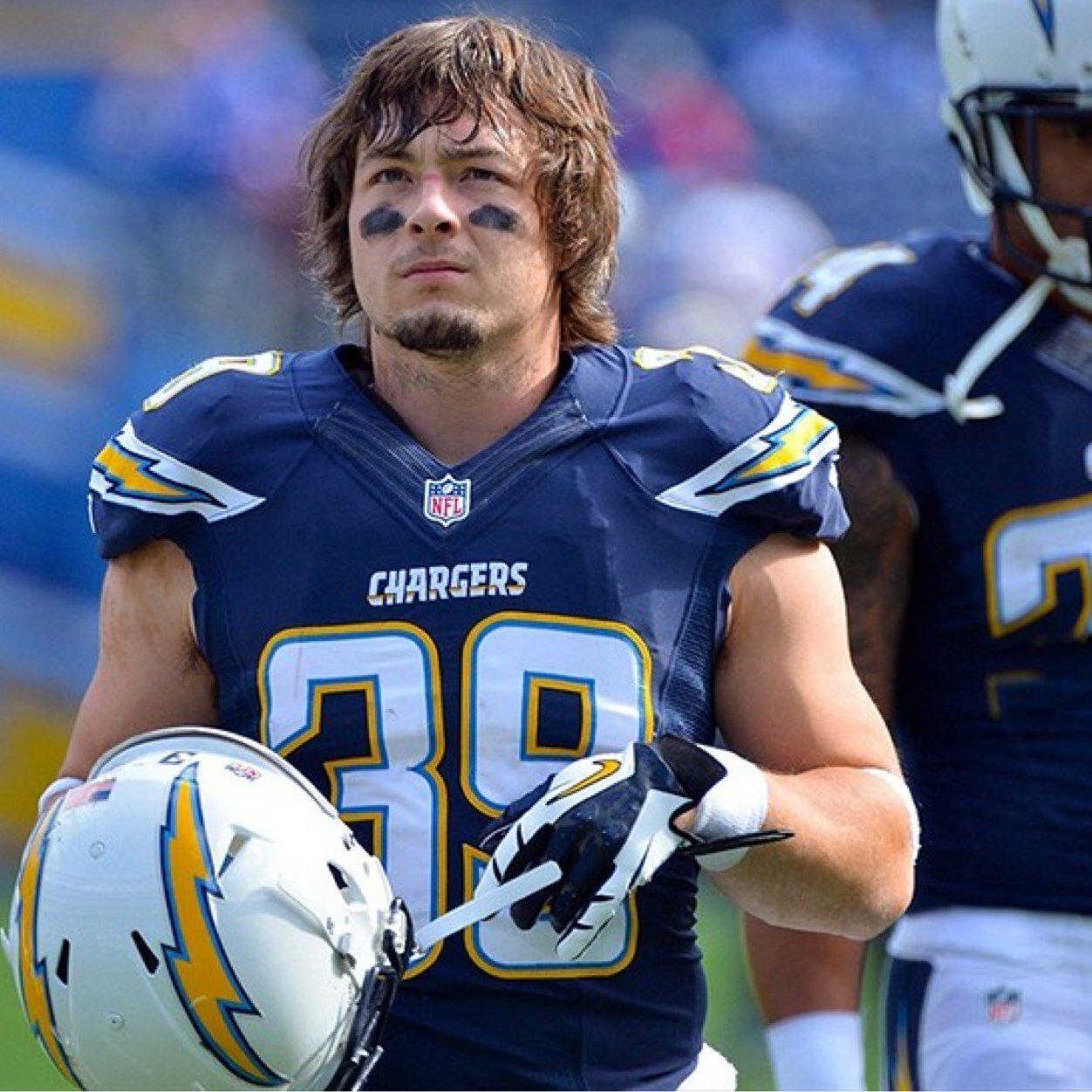 Happy 30th birthday to the one and only Danny Woodhead! Congratulations 