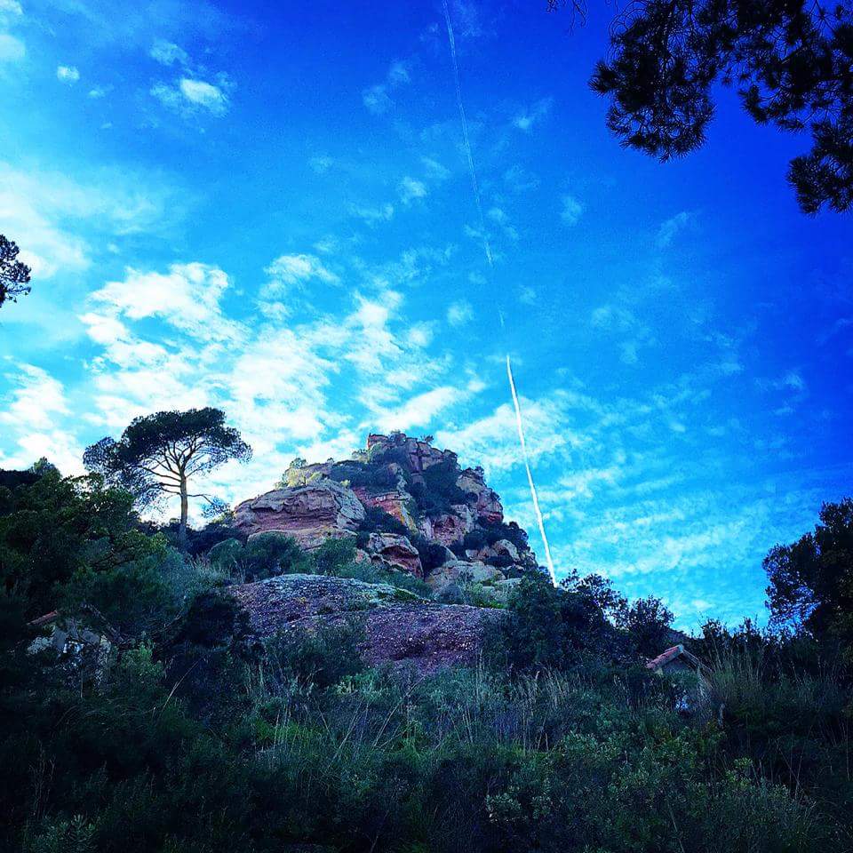 Breniam_'s tweet photo. #Findesemana entre montañas! Recordad actualizar vuestro #currículum con las carreras d ste finde! #breniam #deporte http://t.co/DTxdYPkE5S