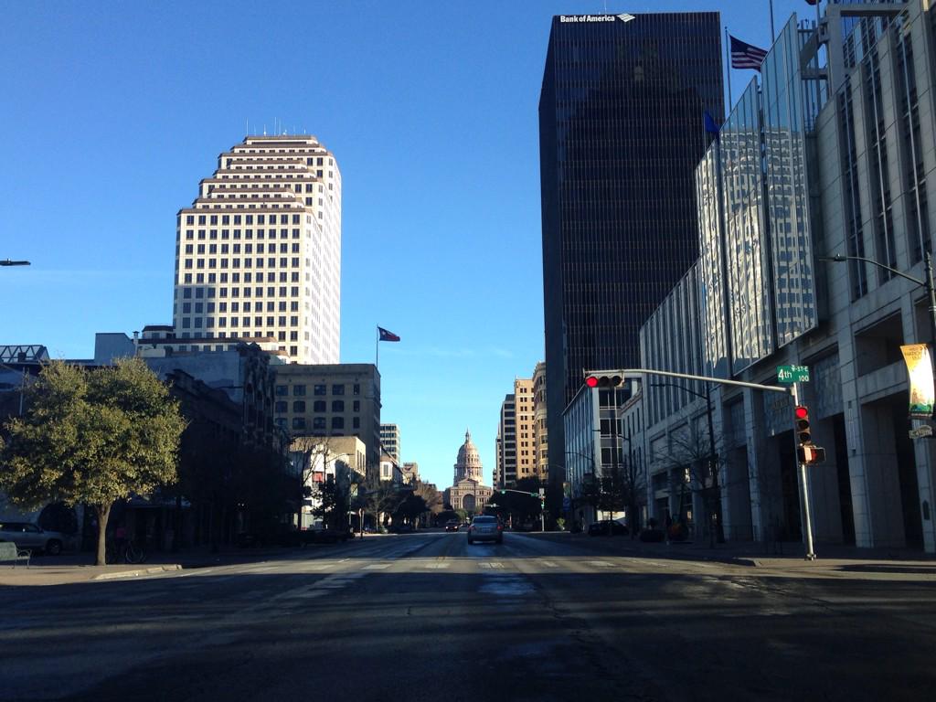 JenniferKendall's tweet image. No traffic #bestpartaboutworkingweekends #ATXweekend #atx #congressavenue #HappySunday