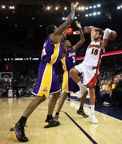 Happy 32nd birthday to the one and only Josh Powell! Congratulations 